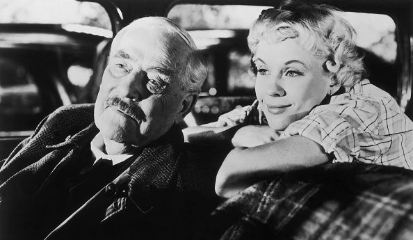 L'attore Victor Sjöström in una scena de "Il posto delle fragole" (1957) di Ingmar Bergman.