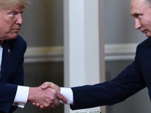 Trump e Putin: “Basta clima da guerra fredda. Sul voto Usa nessuna interferenza russa”