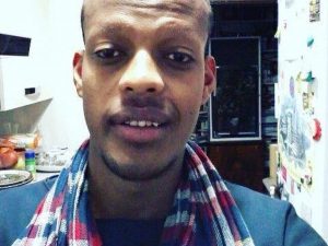 Jesolo, la denuncia di Fayo: “Io, italiano, respinto dalla discoteca perché nero”