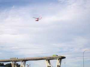 Crollo Genova, da Autostrade 500 milioni per la ricostruzione: “Entro 8 mesi un nuovo ponte”