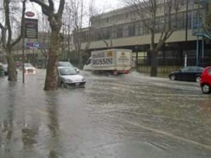 Maltempo al Centro-sud, domani scuole chiuse a Pescara e in molti comuni della Calabria