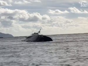 Lo yacht semiaffondato della famiglia Berlusconi