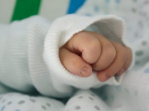 Cerchiamo testimoni! Neonato abbandonato a Rovigo, il piccolo Giorgio sta meglio