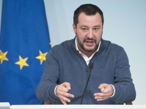 Matteo Salvini contro Cesare Battisti: “Chiedi scusa e taci”