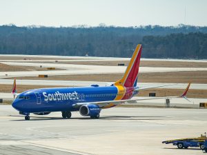 Nuovo allarme per un Boeing 737 Max 8: pilota costretto ad atterraggio d’emergenza in Florida