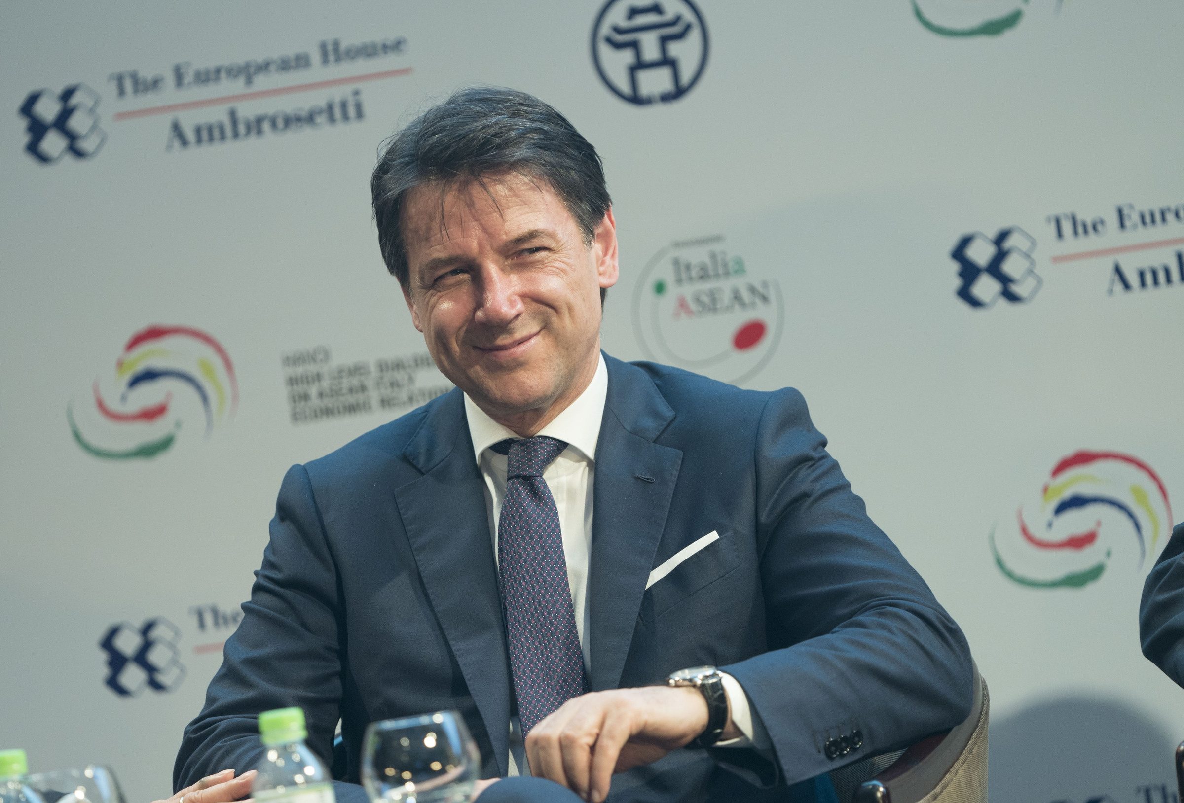 Giuseppe Conte: Se la Lega vuole capitalizzare i consensi ...