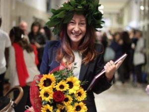 Paola Taverna da oggi è dottoressa in Scienze Politiche: chi sono i laureati del governo Conte bis