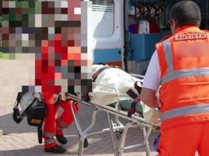 Genova, infortunio mortale sul lavoro a Prà: operaio 26enne schiacciato da un macchinario