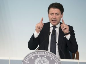 Banca Popolare di Bari commissariata, Cdm esamina decreto per salvarla. Salvini: “Conte si dimetta”