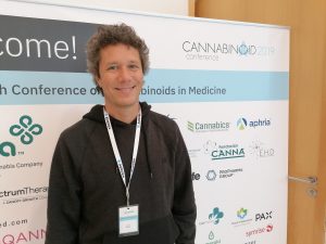 “La cannabis cura il cancro? Abbiamo ottimi motivi per crederlo, ma c’è un ostacolo economico”