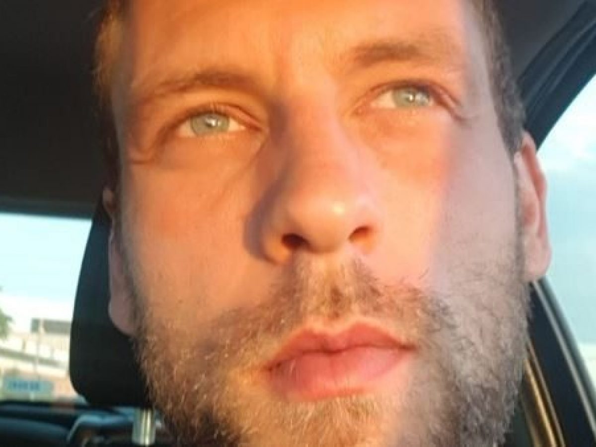 Venezia Tragico Schianto In Moto Federico Muore In Strada A 32 Anni