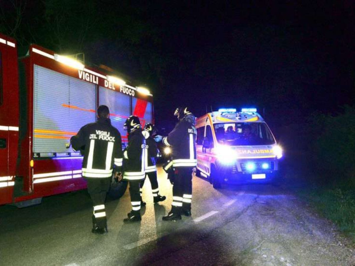Scarperia Incidente Mortale Nella Notte Muore Una Ragazza Di 22 Anni