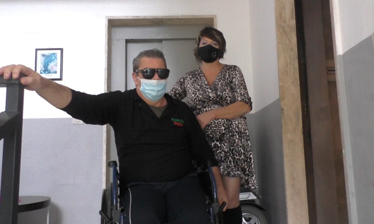 Recluso in casa da due anni, dopo la denuncia di Fanpage per Lello si riaccende la speranza