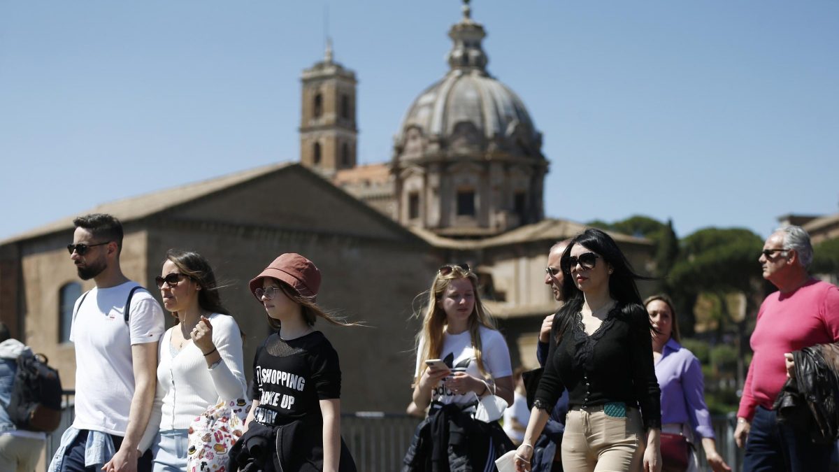 Turisti a Roma nel weekend di Pasqua