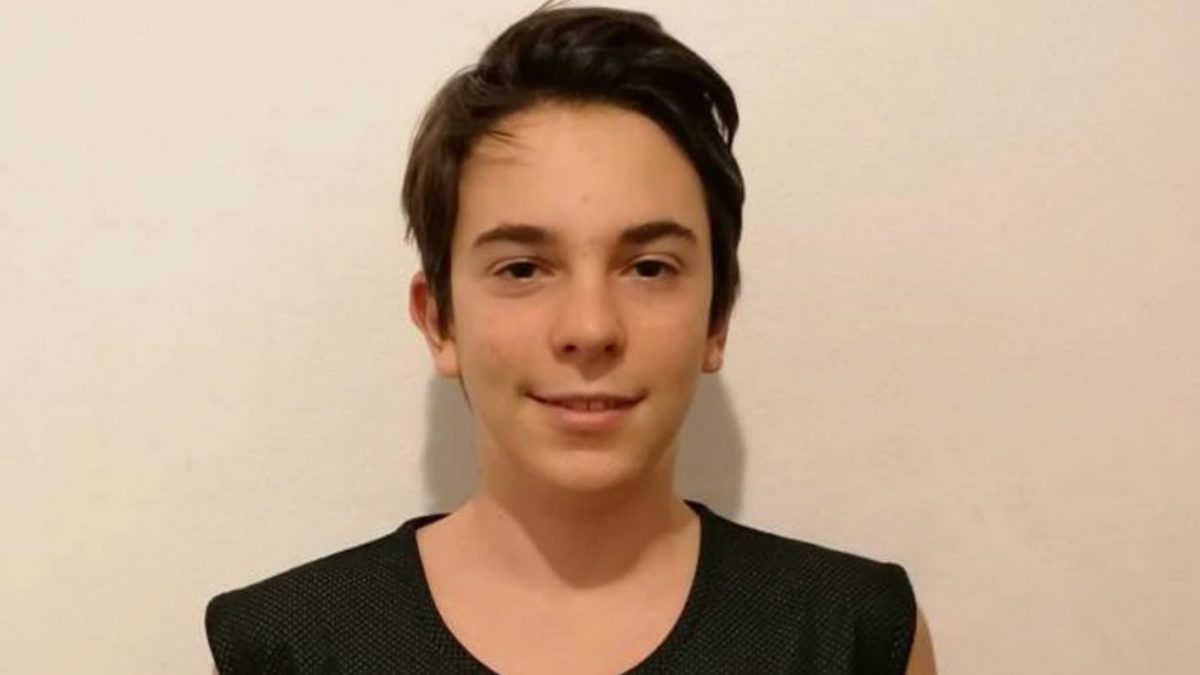 La giovane vittima in una foto con la maglia della Virtus