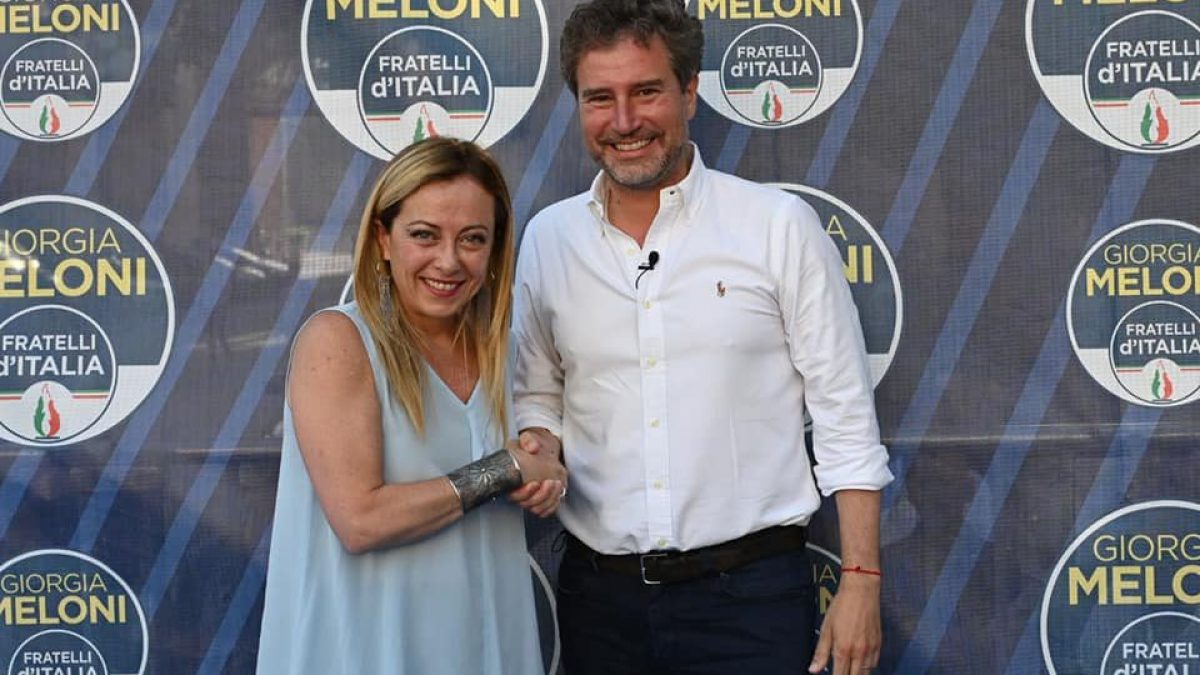 Il Centrodestra E L apparentamento Con L estrema Destra Di Casapound 