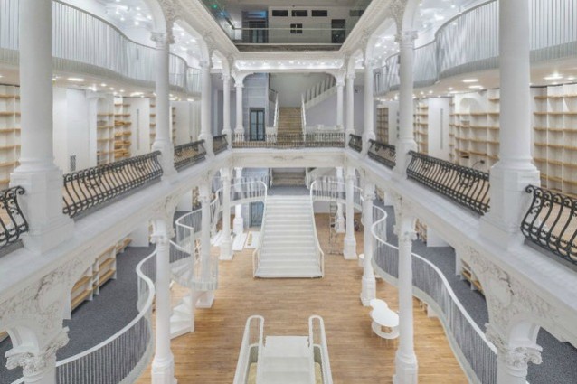 Bucarest: ecco la libreria più bella del mondo