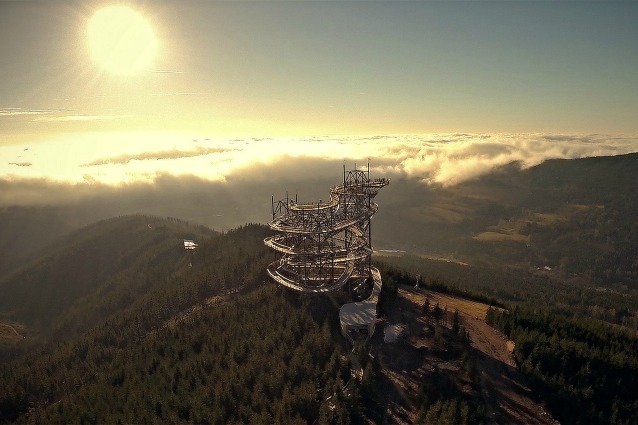 Sul tetto del mondo: benvenuti al Dolni Morava Sky Walk