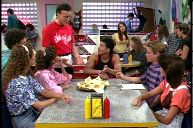 Ricordate Bayside School? Ecco il pub che sembra uscito direttamente dalla sit-com
