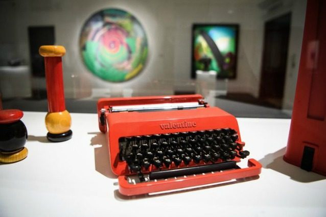 10 creazioni di Ettore Sottsass, il genio che ha disegnato gli anni Ottanta