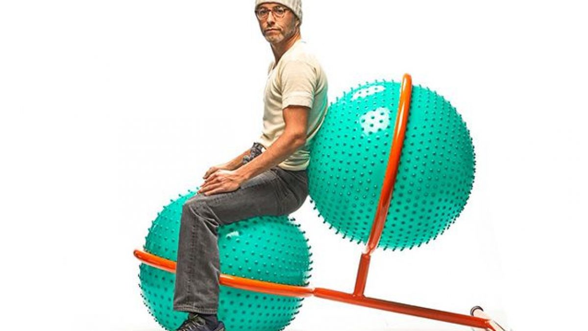 Gymball Due, la poltrona di Mario Pagliaro acquistata da Fedez da Rossana Orlandi durante la Milano Design Week 2021