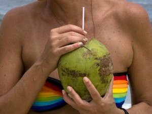 Acqua di cocco: proprietà e benefici