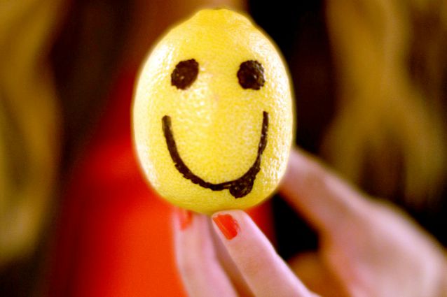 Mal di gola: sintomi, cause e rimedi naturali
