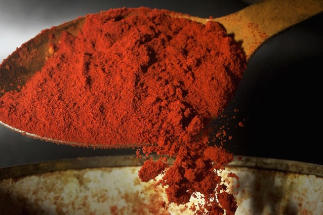 Piedi freddi? Basta mettere del peperoncino nei collant