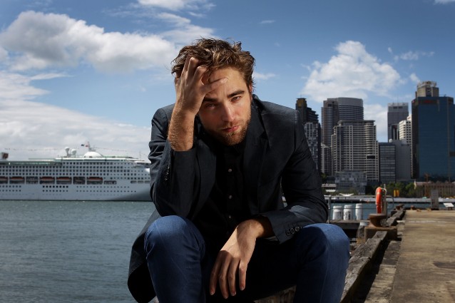 Robert Pattinson diventa stilista e lancia una sua linea di abbigliamento