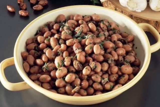 Perdere peso senza sforzo? Basta mangiare più fagioli