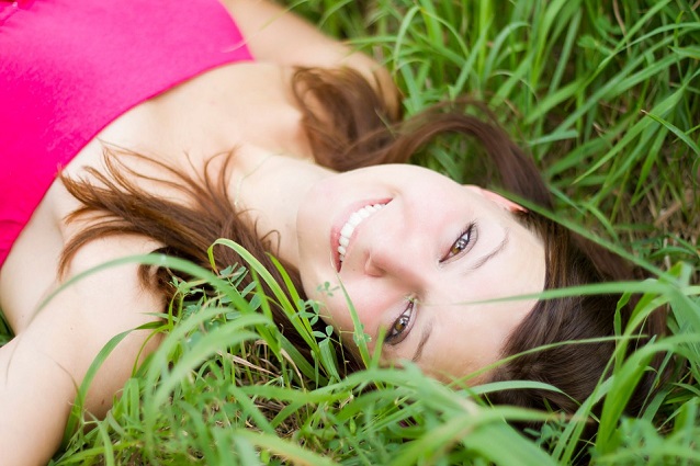 Come pulire i denti in modo corretto