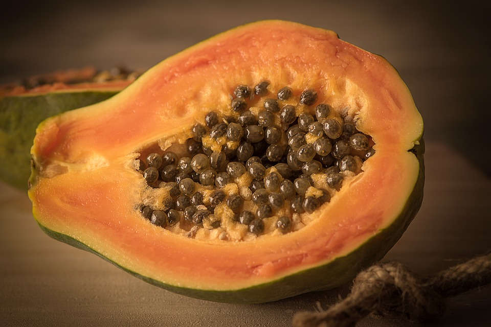 Papaya fermentata proprietà benefiche e controindicazioni
