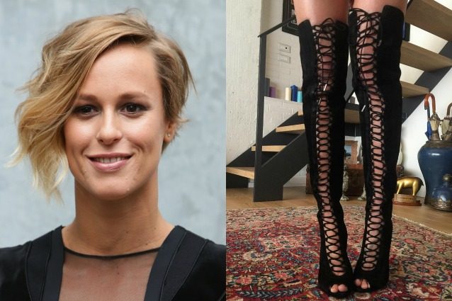 Federica Pellegrini in versione hot: gli stivali sexy fanno impazzire i social