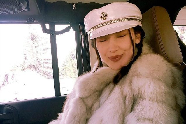 L’accessorio che fa impazzire le star? Il cappello da capitano