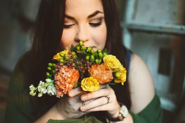 Le donne vanno celebrate ogni giorno, ecco 7 modi per farlo