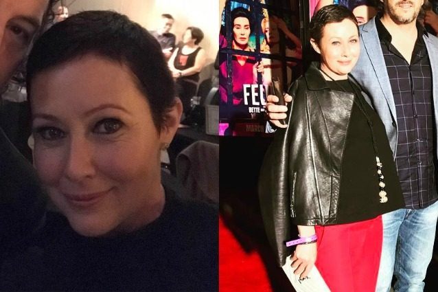 Capelli corti e sorriso smagliante: Shannen Doherty torna splendere dopo la chemio