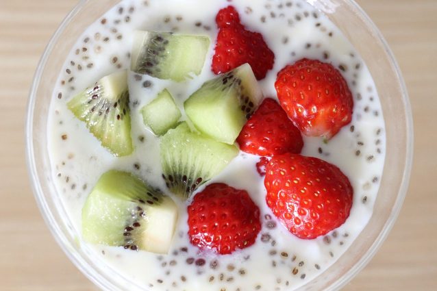 Lo yogurt aiuta a combattere la depressione in maniera naturale e fa bene al cervello