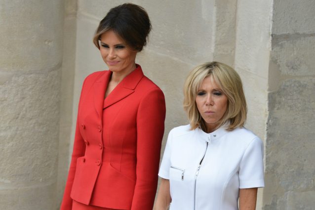 Melania Trump Vs Brigitte Macron: a Parigi il confronto di stile tra First Lady