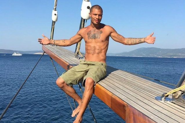 Case di lusso e auto sportive: la nuova vita dell'ex detenuto Jeremy Meeks