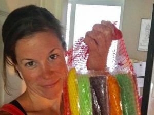 "Non esiste una madre migliore di un'altra": il post della blogger fa il giro del web