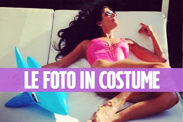 Pamela Prati in costume da bagno: a 58 anni è più in forma che mai