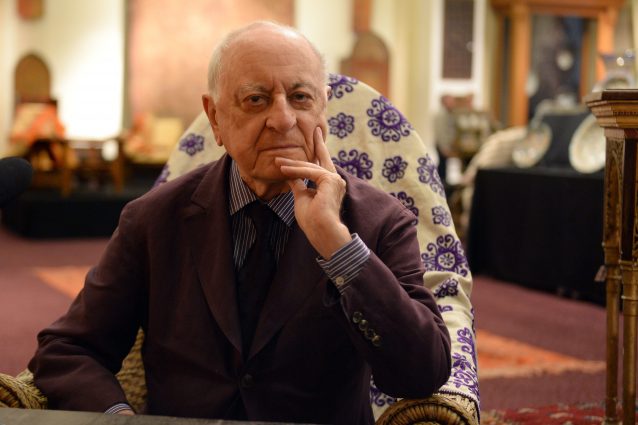 Pierre Bergé, morto l'imprenditore e storico compagno di Yves Saint Laurent Pierre Bergé, morto l'imprenditore e storico compagno di Yves Saint Laurent