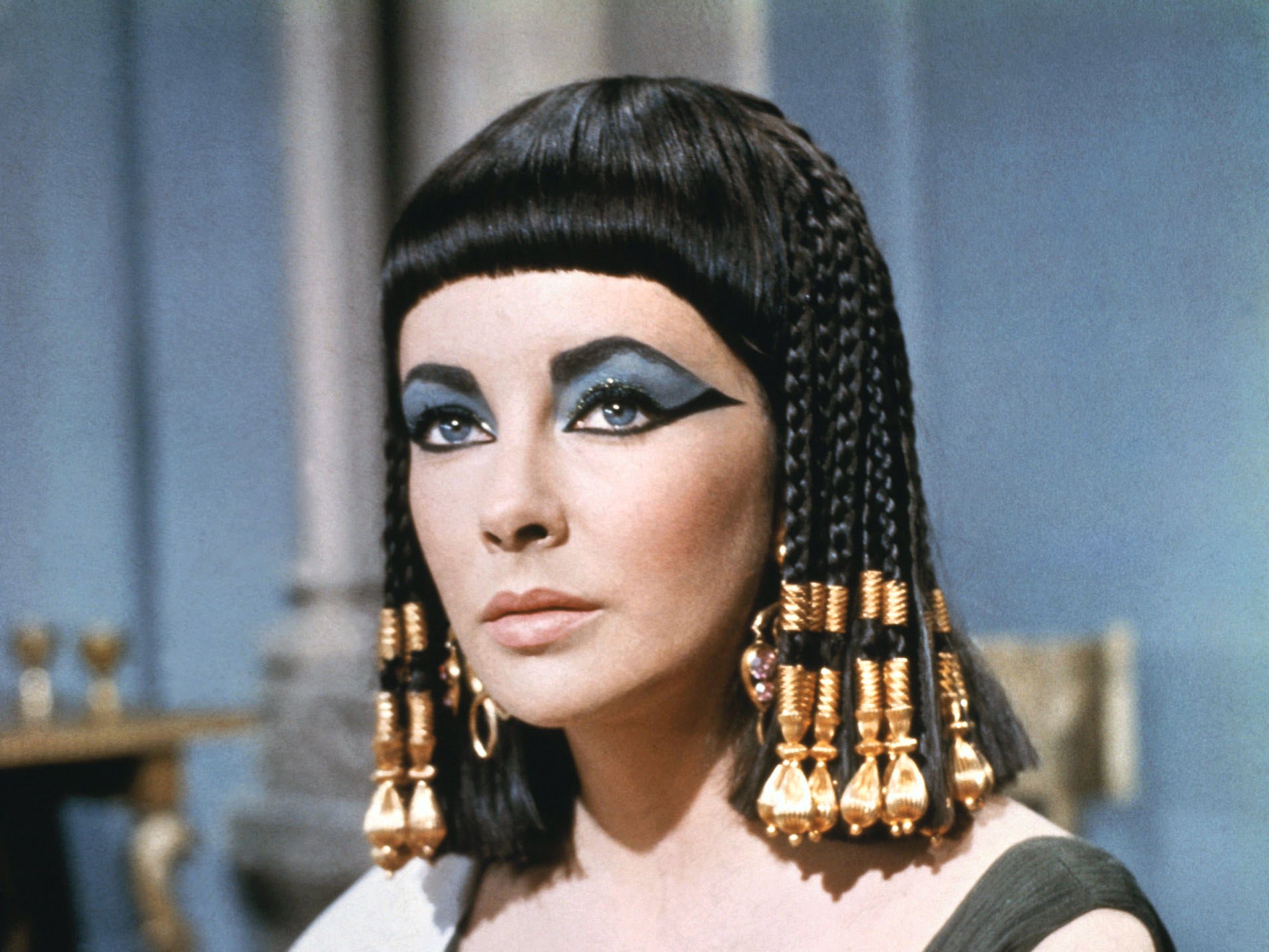 Il profumo di Cleopatra: ricreata l'essenza a base di mirra e cannella  amata dalla regina d'Egitto