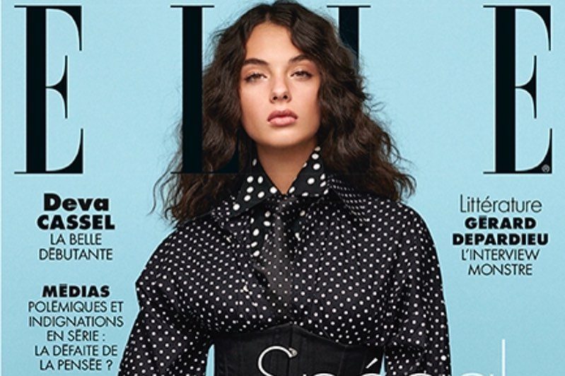 Deva Cassel debutta in copertina: indossa la camicia a pois come abito