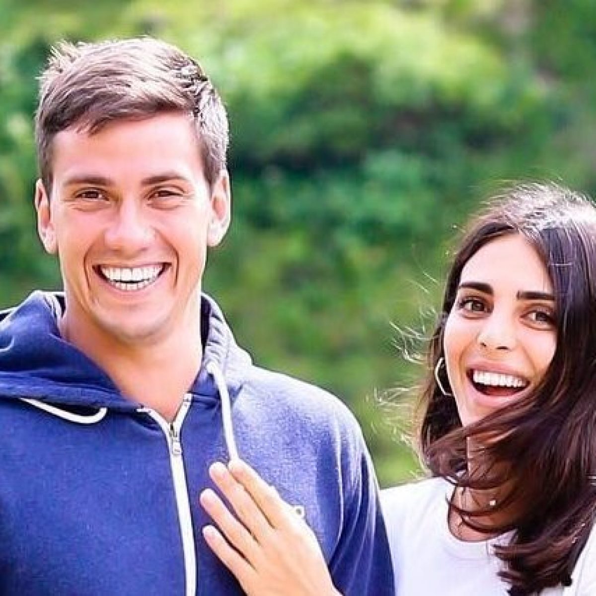 Le Nozze Di Luigi Berlusconi E Federica Fumagalli Quanto Valgono Gli Abiti E Le Scarpe Della Sposa