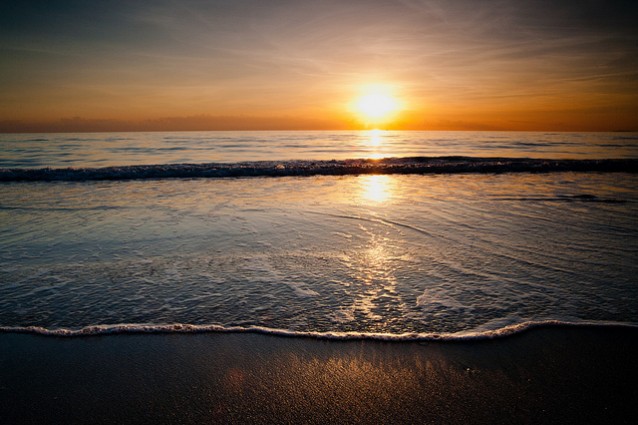 Il mare della Toscana al tramonto.