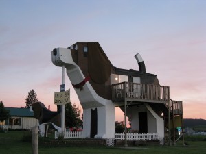 Dog Bark Park Inn.