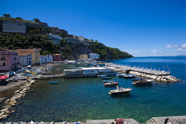 Costiera sorrentina: un mare da favola, ma non solo Costiera sorrentina: un mare da favola, ma non solo