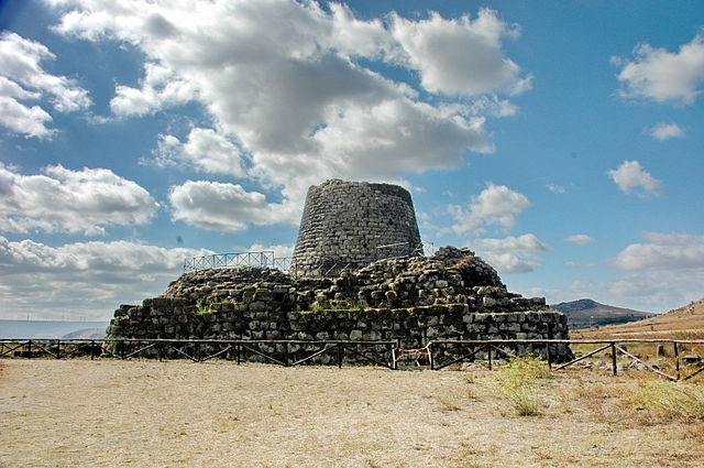 Reggia nuragica di Santu Antine (Foto di Royonx).