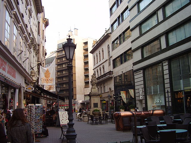 Vaci Utca – Foto Wikimedia Commons